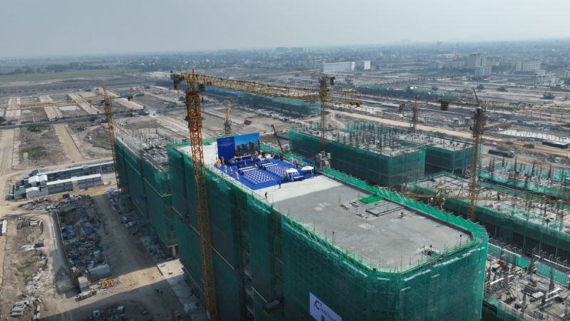 Sun Group cất nóc tòa căn hộ đầu tiên tại khu đô thị Hà Nam